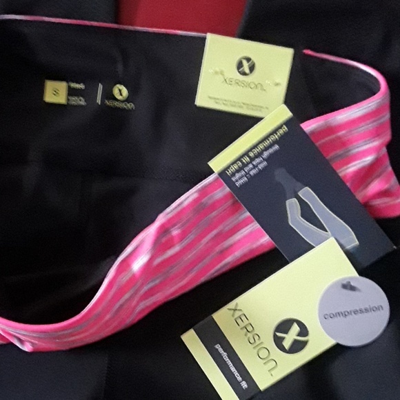 Xersion Sport Capri Pants - Picture 4 of 7